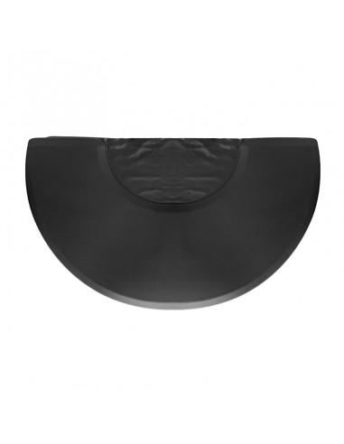 Hairdressing mat under a semicircular armchair