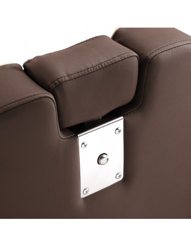 Barber chair Carlos Brown 