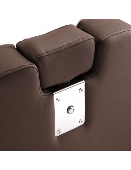 Barber chair Carlos Brown 