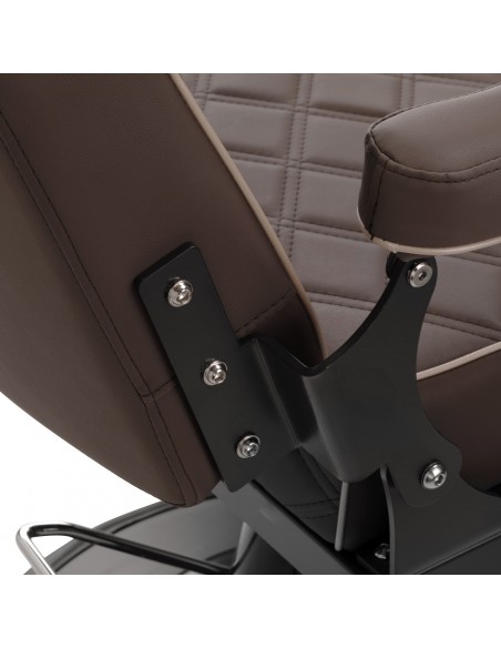 Barber chair Carlos Brown 