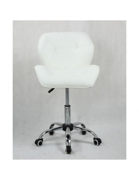 Elegant and stylish white chairs for beauty salons and nail salons White BFHC111K