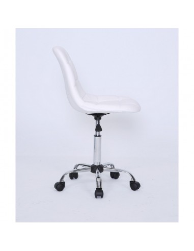 white chairs for beautician. white chair for beauty salons Ireland BFHC1801K