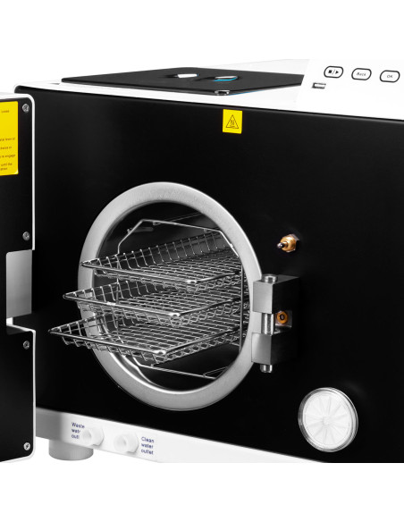 Lafomed Autoclave Compact Line LFSS18AC 18 L class B with a printer