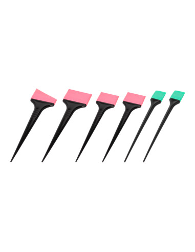 Set of silicone brushes for applying paints