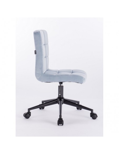 Light blue chairs on wheels for beauty salon. Hroove Salon Chair on Wheels - light blue BFHR7009K
