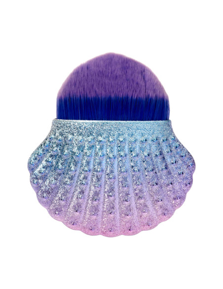 Shell-shaped dusting brush