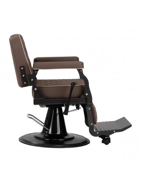 Barber chair Carlos Brown 