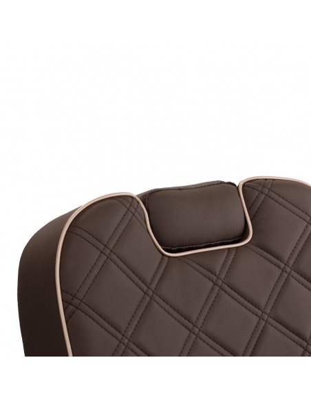 Barber chair Carlos Brown 