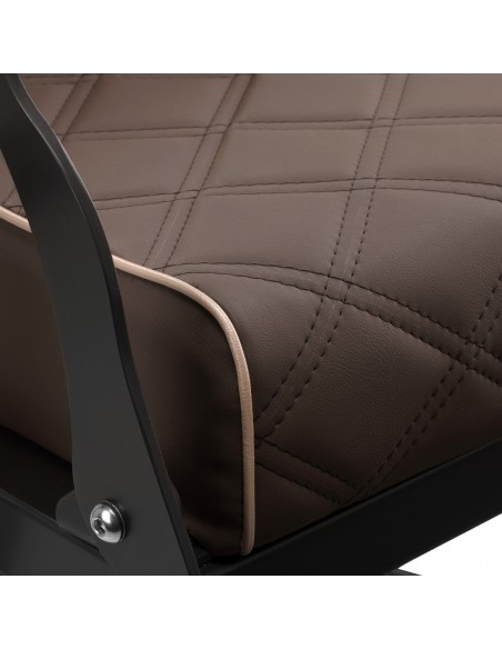 Barber chair Carlos Brown 