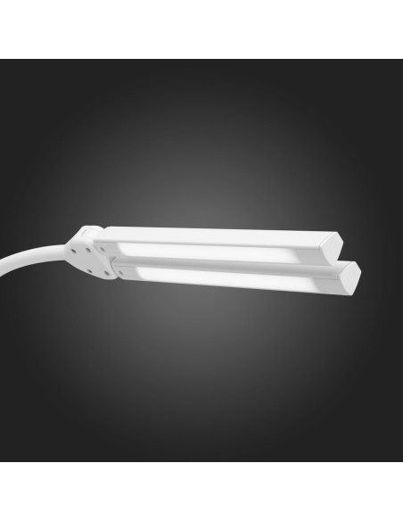 GLOW 6019 TREATMENT LAMP ON A TRIPOD