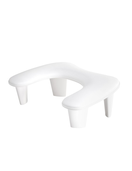 Croissant manicure support