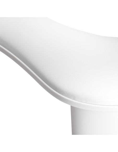 Croissant manicure support