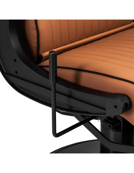 Gabbiano Visionerio barber chair light brown