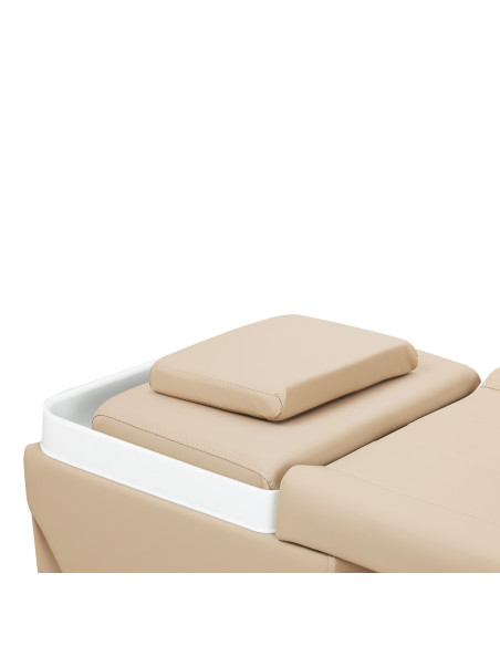 Gabbiano Head Spa Maldives Salon washbasin bed beige