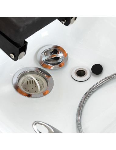 Gabbiano Head Spa Maldives Salon washbasin bed brown