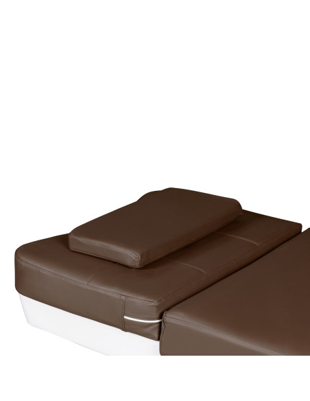 Gabbiano Head Spa Bali Salon washbasin bed brown