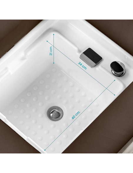 Gabbiano Head Spa Bali Salon washbasin bed brown