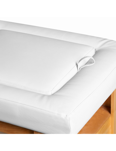 Gabbiano Head Spa Bali Salon washbasin bed white