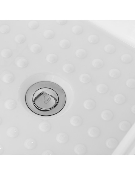 Gabbiano Head Spa Bali Salon washbasin bed white
