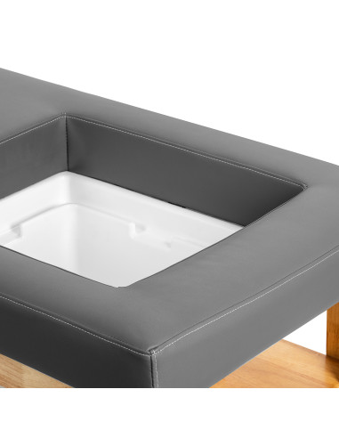 Gabbiano Head Spa Bali Salon washbasin bed grey