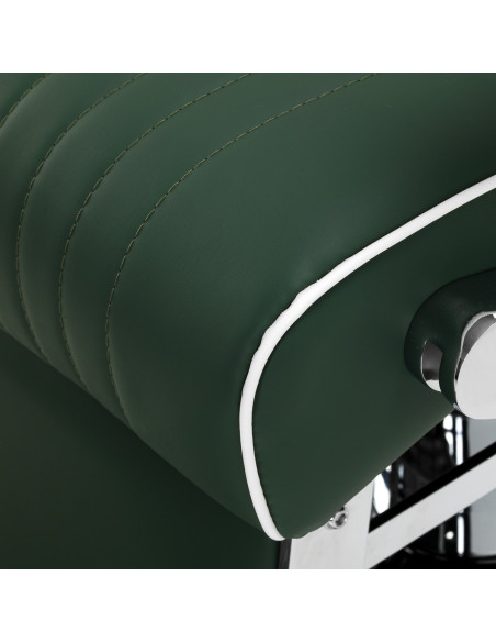 Gabbiano Visionerio barber chair green chrome frame
