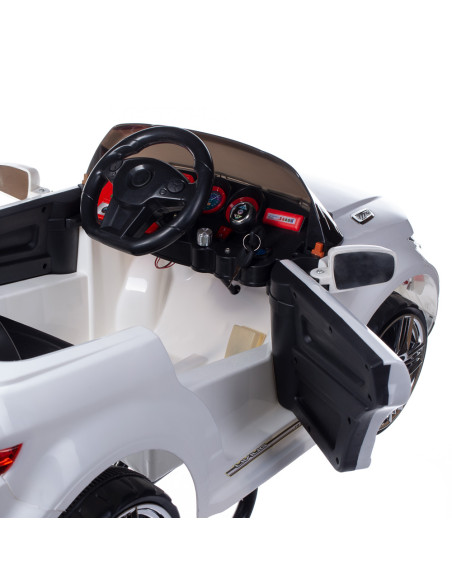 Children's Range Rover Styling chair, White