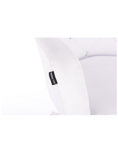 Black Base Chair On Wheels - White BFHR830