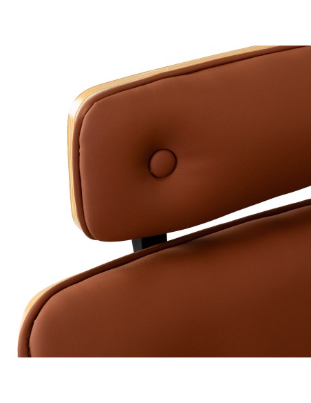 Styling chair Gabbiano Florencja in brown with a black base