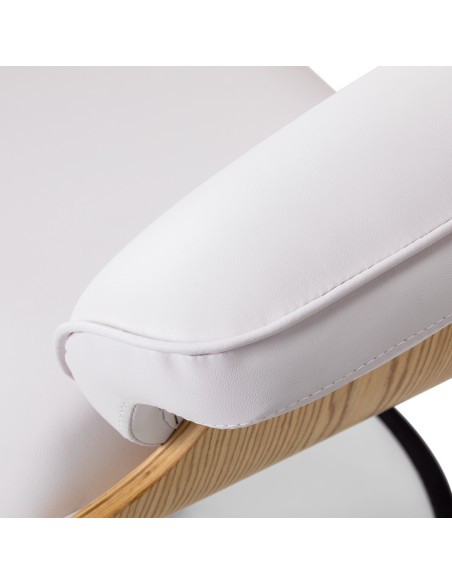 Styling chair Gabbiano Florencja in white with a white base