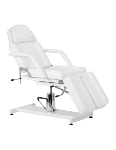 Hydraulic pedicure beauty chair Sillon 210 with rocking function and split footrest white