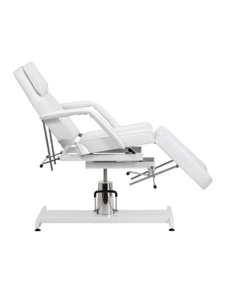 Hydraulic pedicure beauty chair Sillon 210 with rocking function and split footrest white