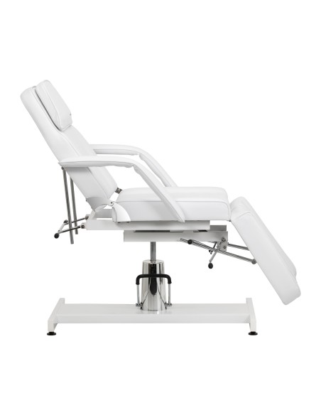 Hydraulic pedicure beauty chair Sillon 210 with rocking function and split footrest white