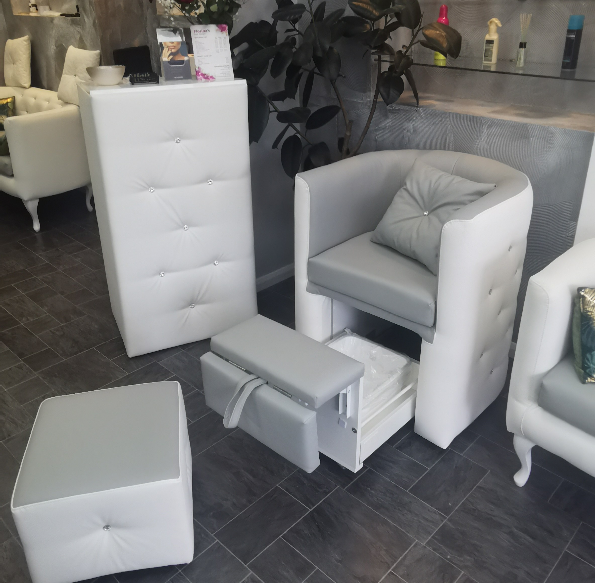 Unique furniture in Beauty Salon. How important is it?
